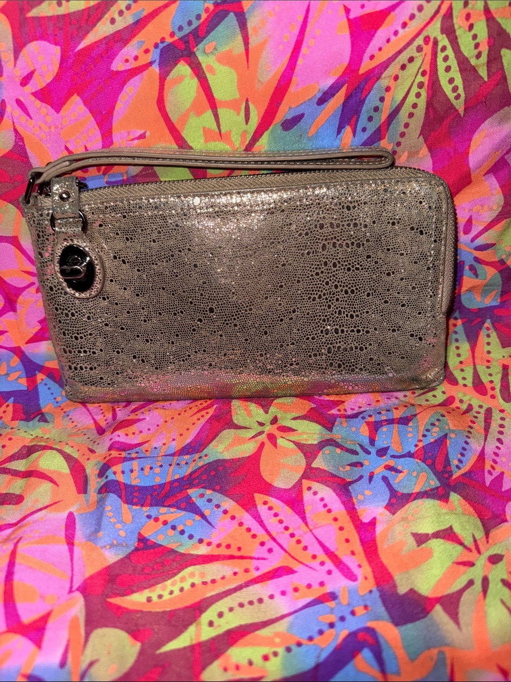 HOBO Metallic Gray Zip Wallet Clutch - Women's Fashion Wristlet